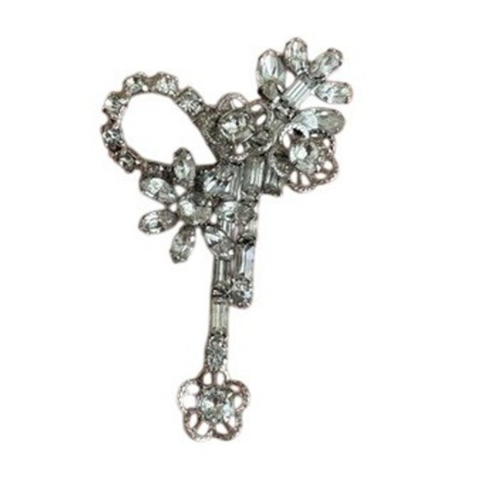 Vintage Leo Glass Sterling Silver Glass Rhinestone Floral Ribbon Key Brooch Pin‎